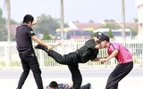 Mãn nhãn với màn võ thuật, bắn súng, đánh bắt khủng bố của Cảnh sát Cơ động Hà Nội